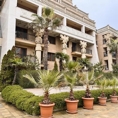 Elegant 1br With Sea Panorama - Argisht Palace Apartament